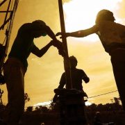 Seguro de Perforación y Control de Pozos experiencia-de-aperturas-petroleras-en-otros-paises